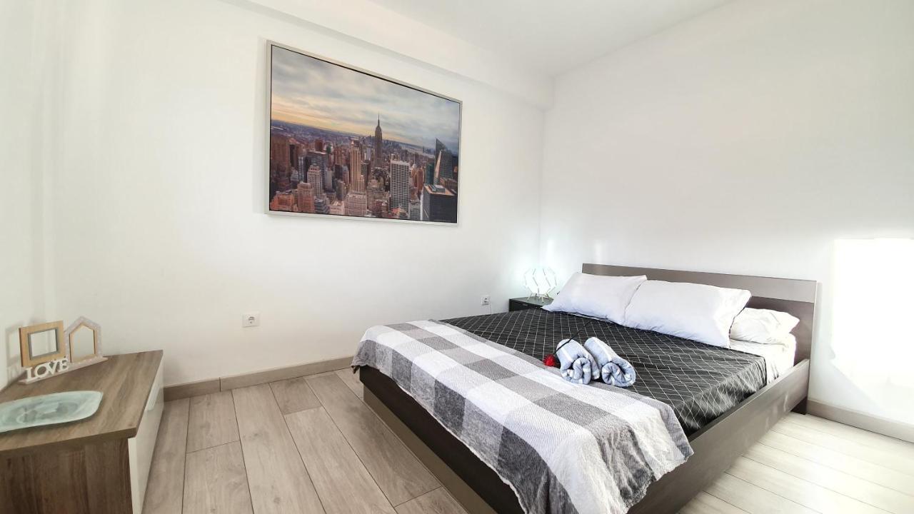 Adam'S Flat Corazon De Salou Apartment Exterior photo